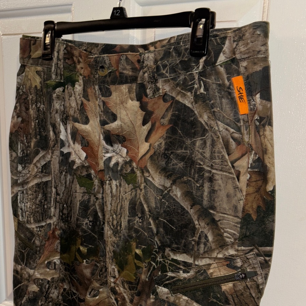 She Outdoors camo pants